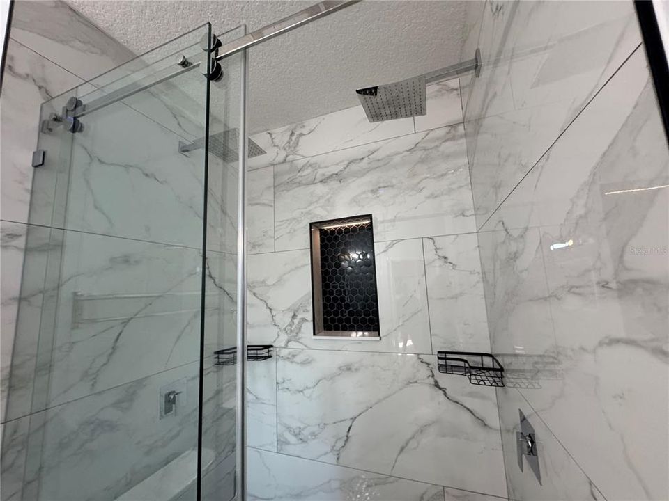 出租: $2,100 (2 贝兹, 2 浴室, 1353 平方英尺)