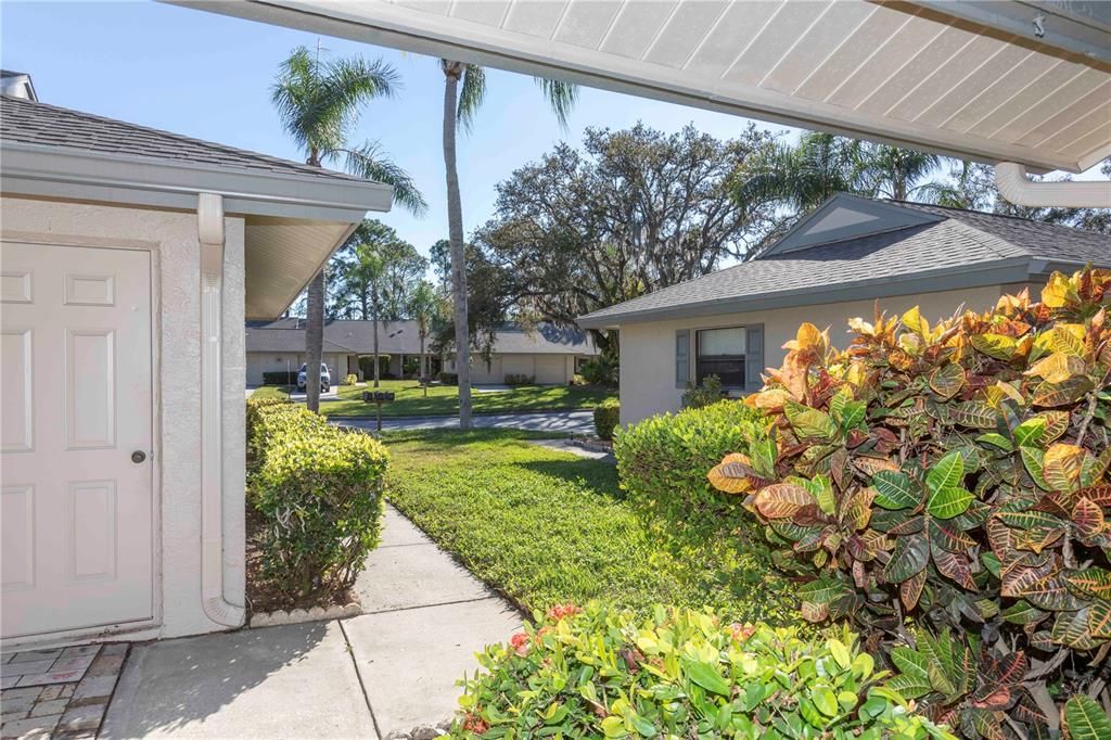 For Sale: $198,000 (2 beds, 2 baths, 1162 Square Feet)