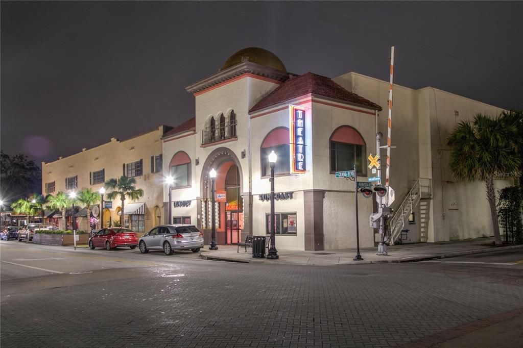 For Sale: $198,000 (2 beds, 2 baths, 1162 Square Feet)