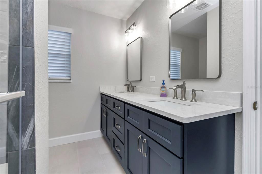 For Sale: $359,900 (3 beds, 2 baths, 1548 Square Feet)