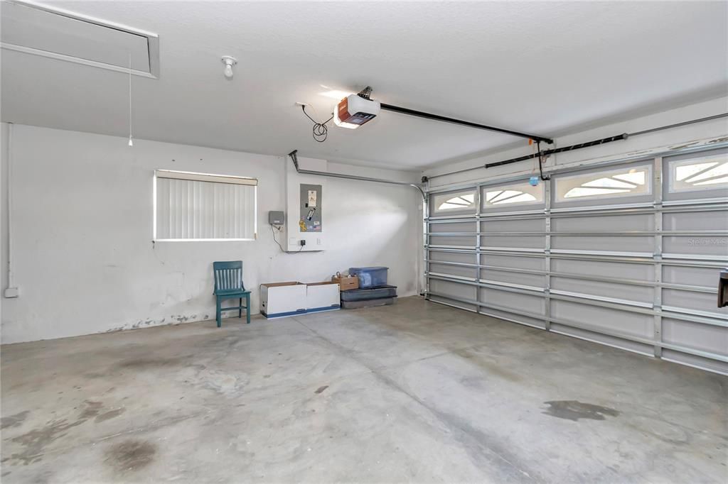 For Sale: $359,900 (3 beds, 2 baths, 1548 Square Feet)