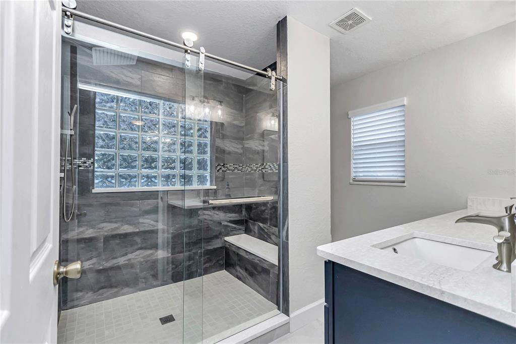 For Sale: $359,900 (3 beds, 2 baths, 1548 Square Feet)