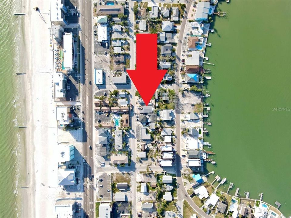 For Sale: $325,000 (2 beds, 0 baths, 1170 Square Feet)