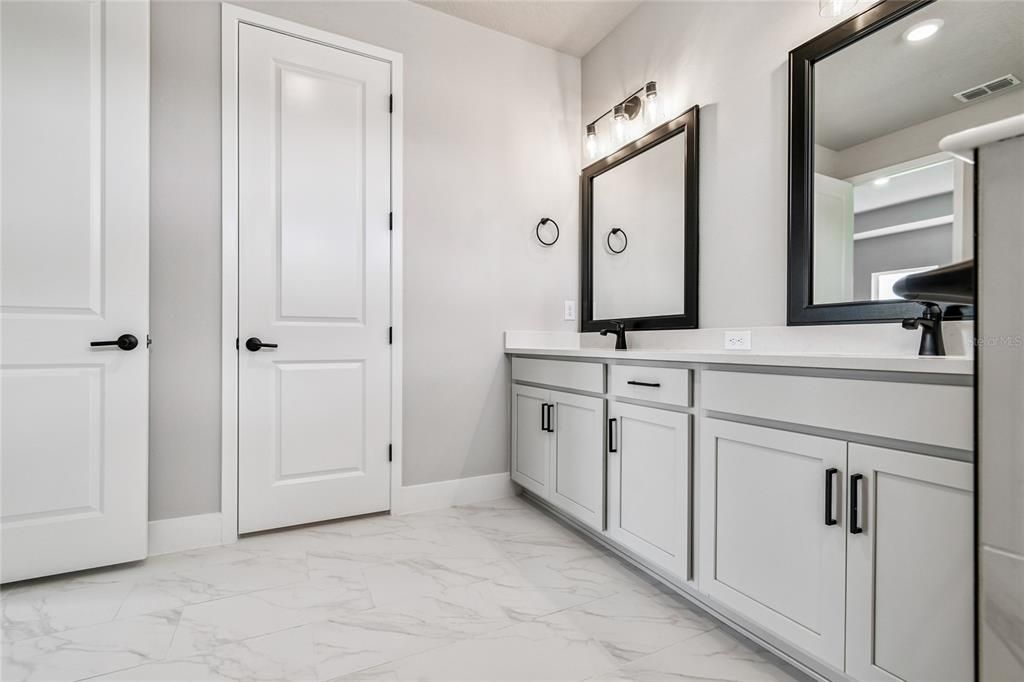 待售: $524,990 (4 贝兹, 3 浴室, 2255 平方英尺)