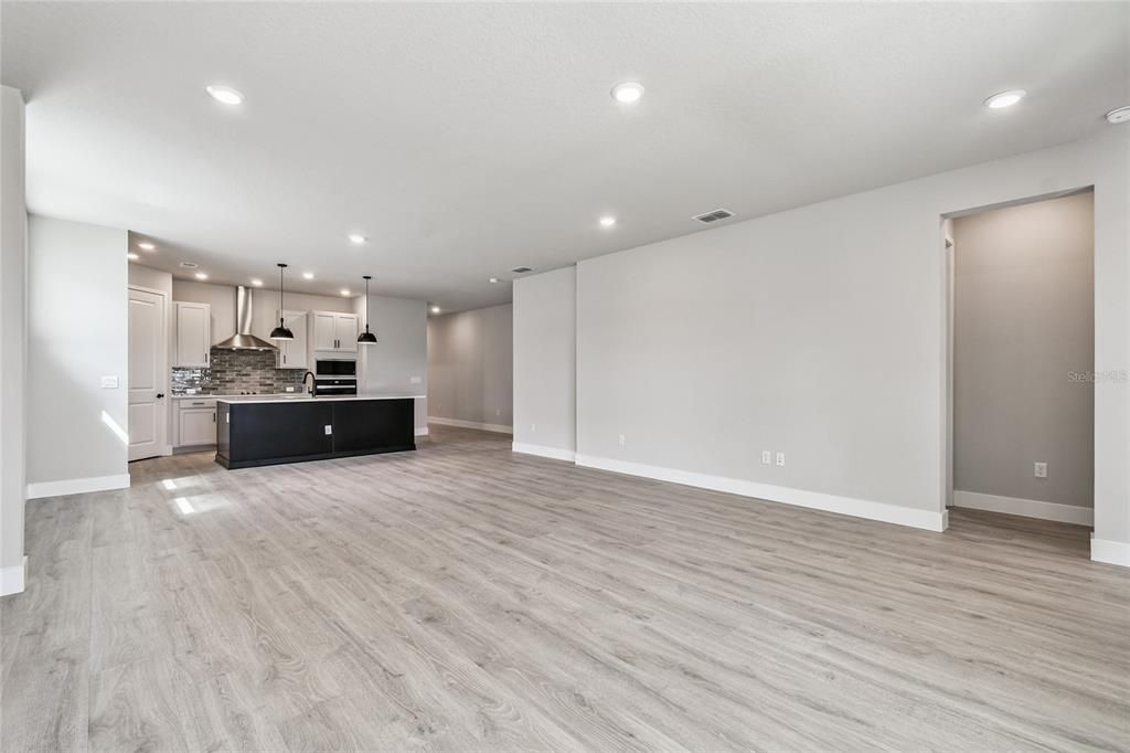 待售: $524,990 (4 贝兹, 3 浴室, 2255 平方英尺)