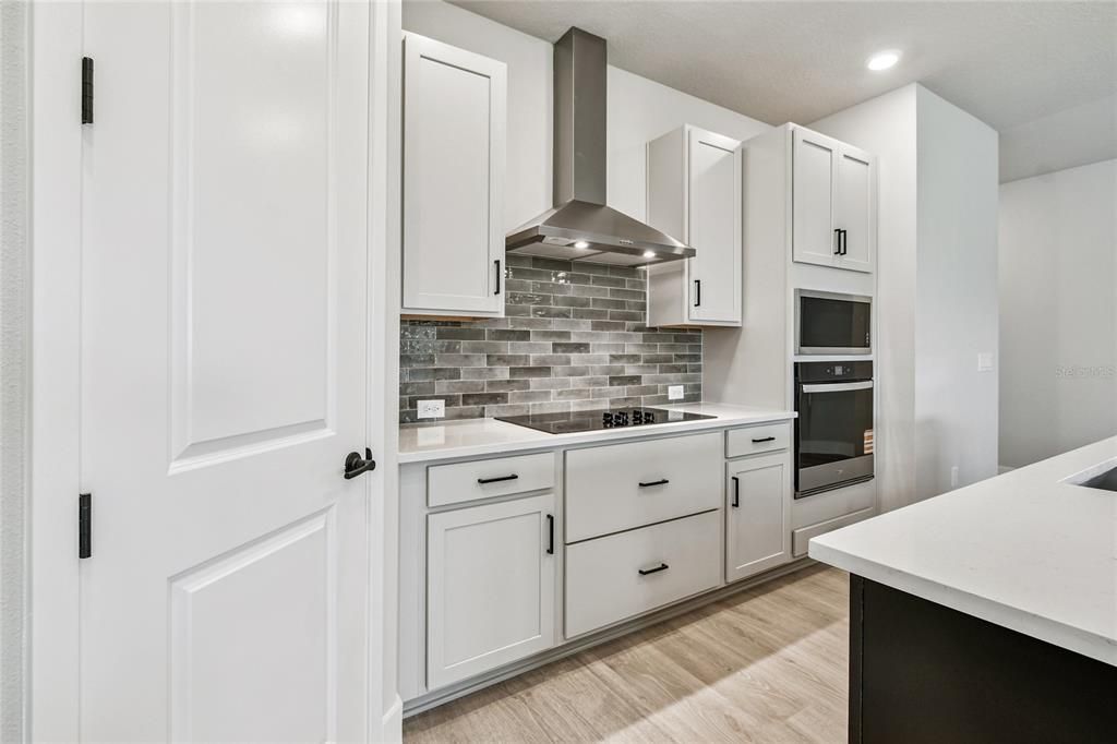 待售: $524,990 (4 贝兹, 3 浴室, 2255 平方英尺)