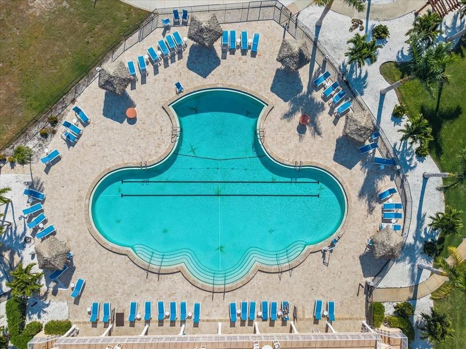 For Sale: $349,990 (2 beds, 2 baths, 1110 Square Feet)