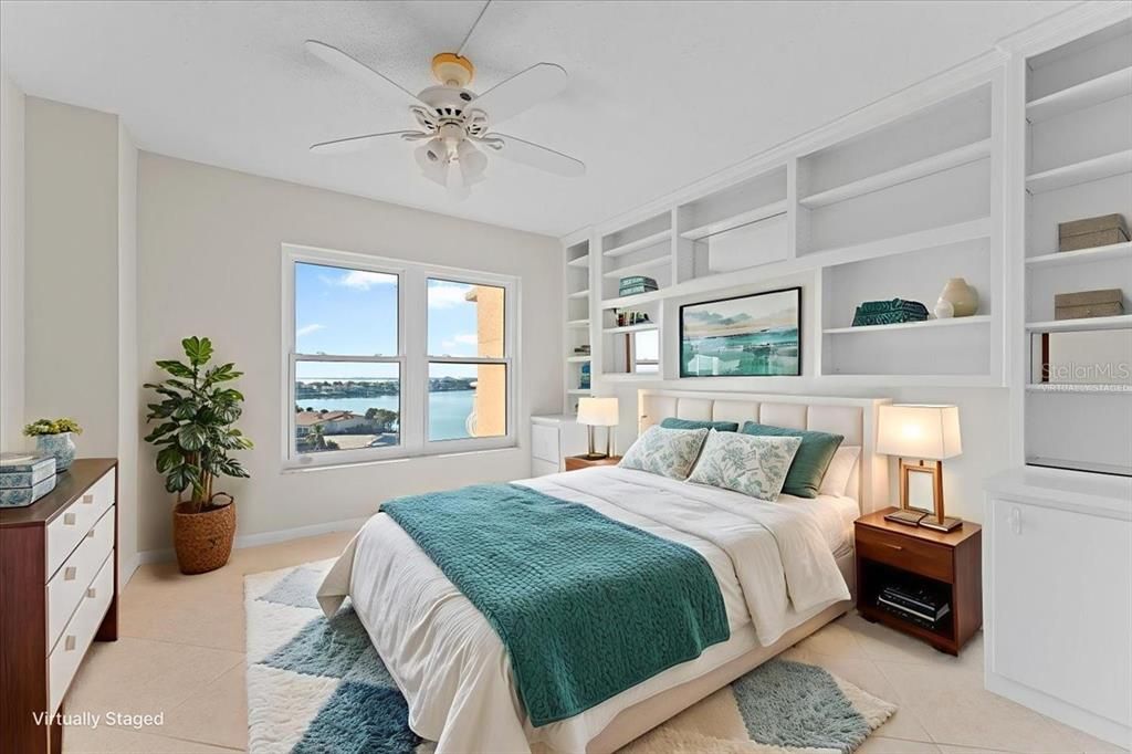 For Sale: $349,990 (2 beds, 2 baths, 1110 Square Feet)