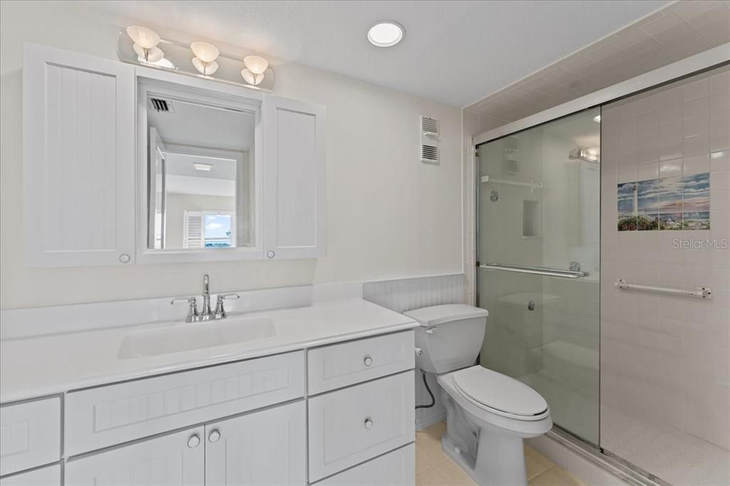 For Sale: $349,990 (2 beds, 2 baths, 1110 Square Feet)