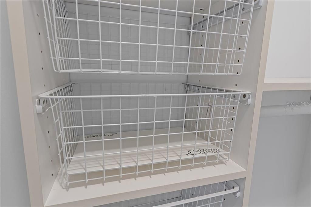 For Sale: $349,990 (2 beds, 2 baths, 1110 Square Feet)