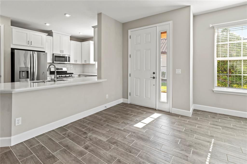 На продажу: $498,000 (2 спален, 2 ванн, 1500 Квадратных фут)