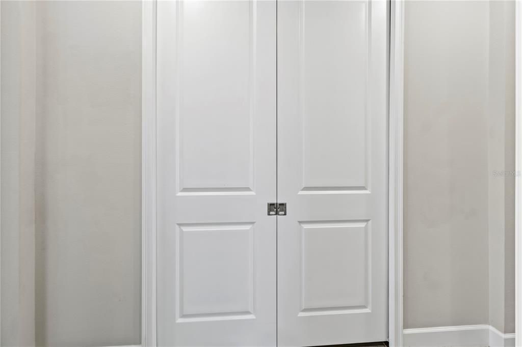 На продажу: $498,000 (2 спален, 2 ванн, 1500 Квадратных фут)