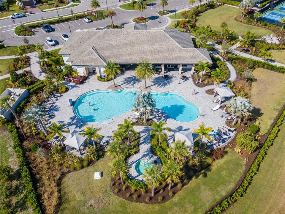 На продажу: $498,000 (2 спален, 2 ванн, 1500 Квадратных фут)