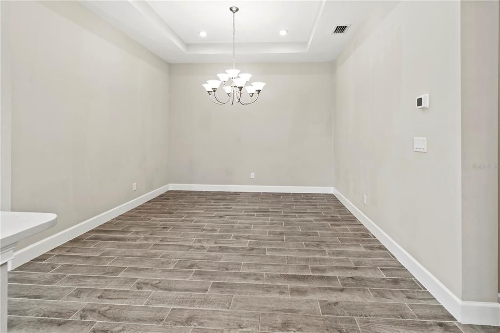 На продажу: $498,000 (2 спален, 2 ванн, 1500 Квадратных фут)