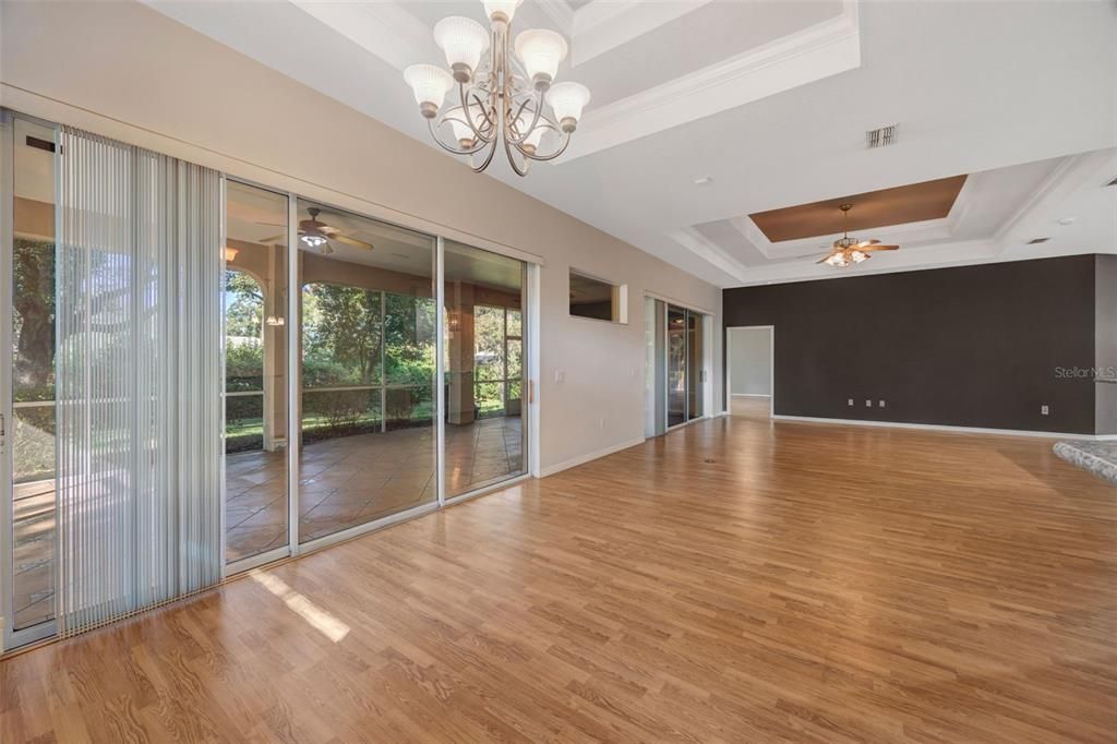 Active With Contract: $395,000 (3 beds, 2 baths, 2959 Square Feet)