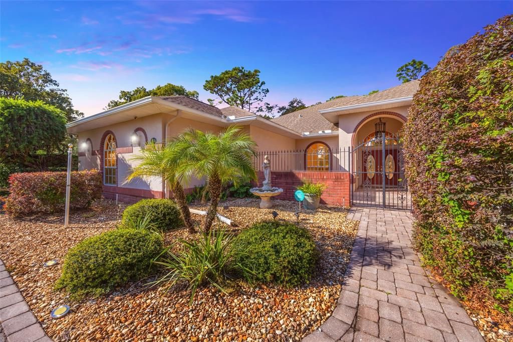 Active With Contract: $395,000 (3 beds, 2 baths, 2959 Square Feet)