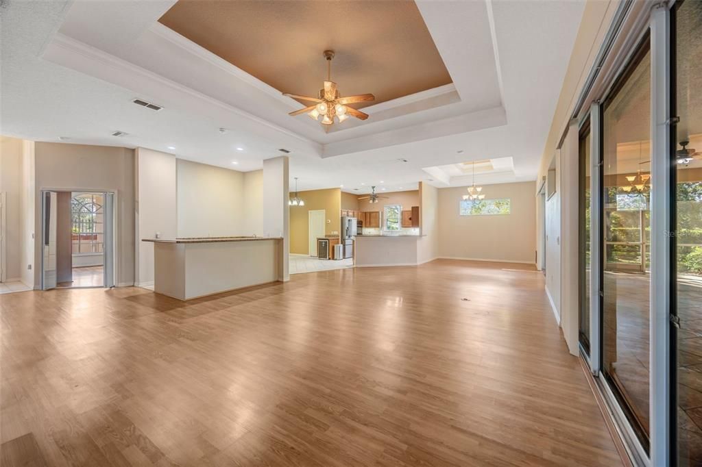 Active With Contract: $395,000 (3 beds, 2 baths, 2959 Square Feet)