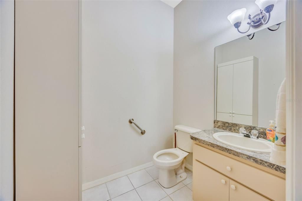 Active With Contract: $395,000 (3 beds, 2 baths, 2959 Square Feet)