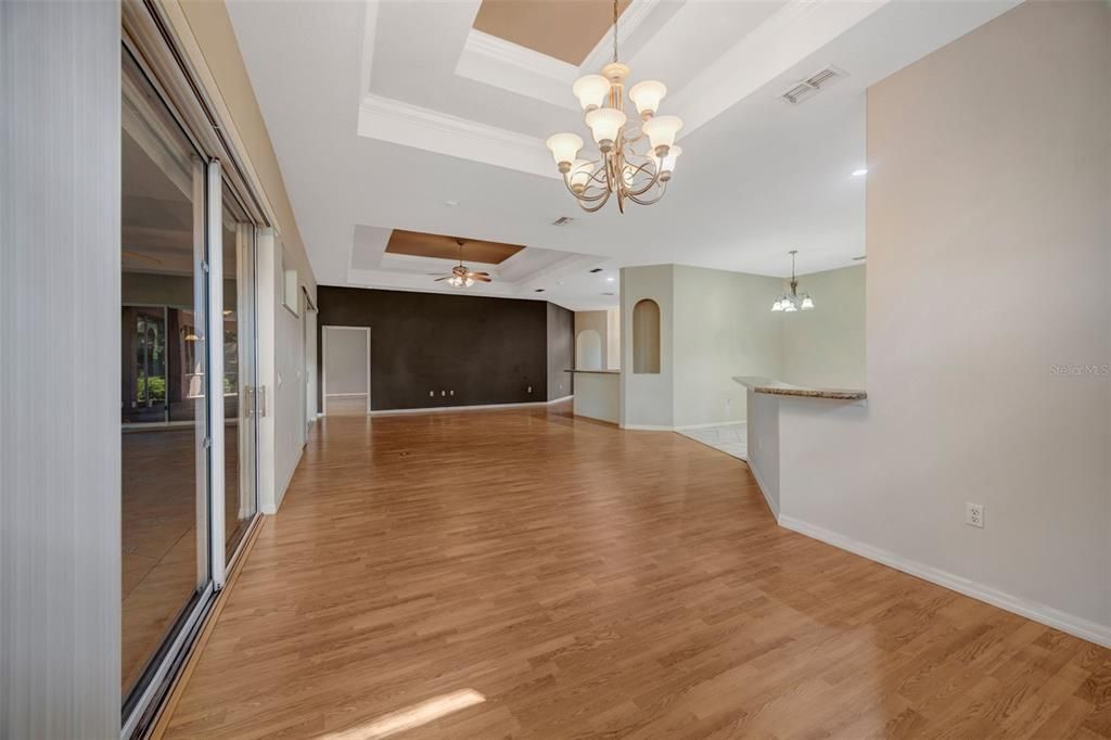 Active With Contract: $395,000 (3 beds, 2 baths, 2959 Square Feet)