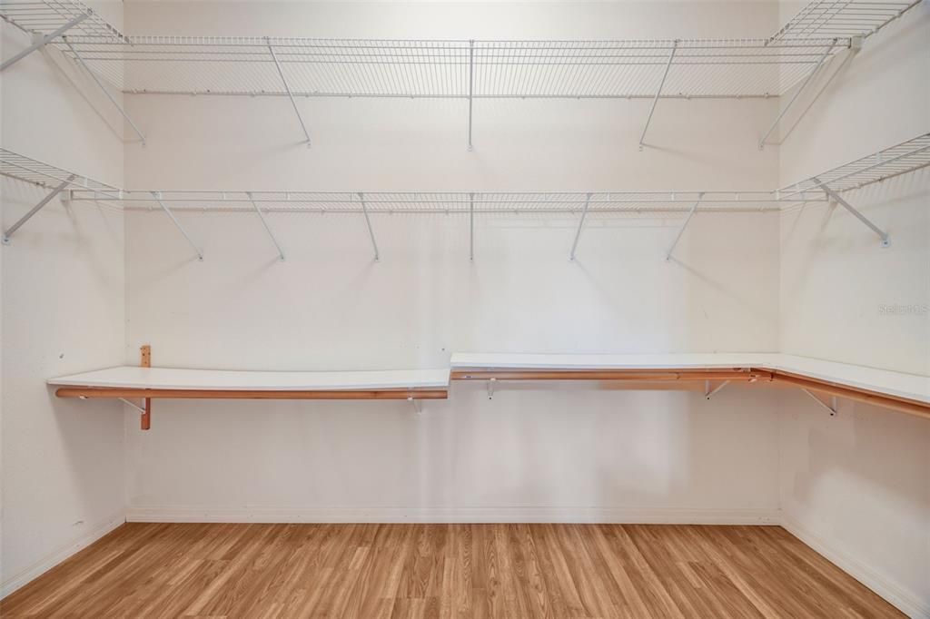 Active With Contract: $395,000 (3 beds, 2 baths, 2959 Square Feet)