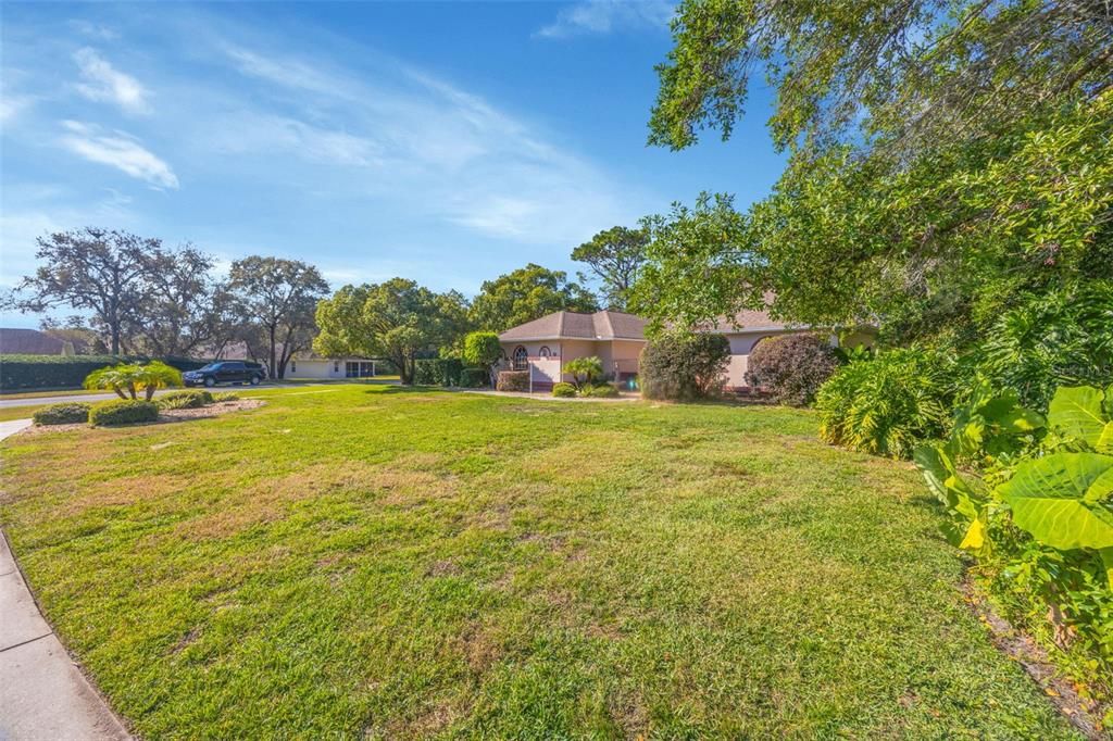 Active With Contract: $395,000 (3 beds, 2 baths, 2959 Square Feet)