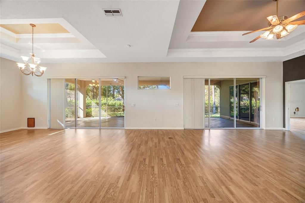 Active With Contract: $395,000 (3 beds, 2 baths, 2959 Square Feet)