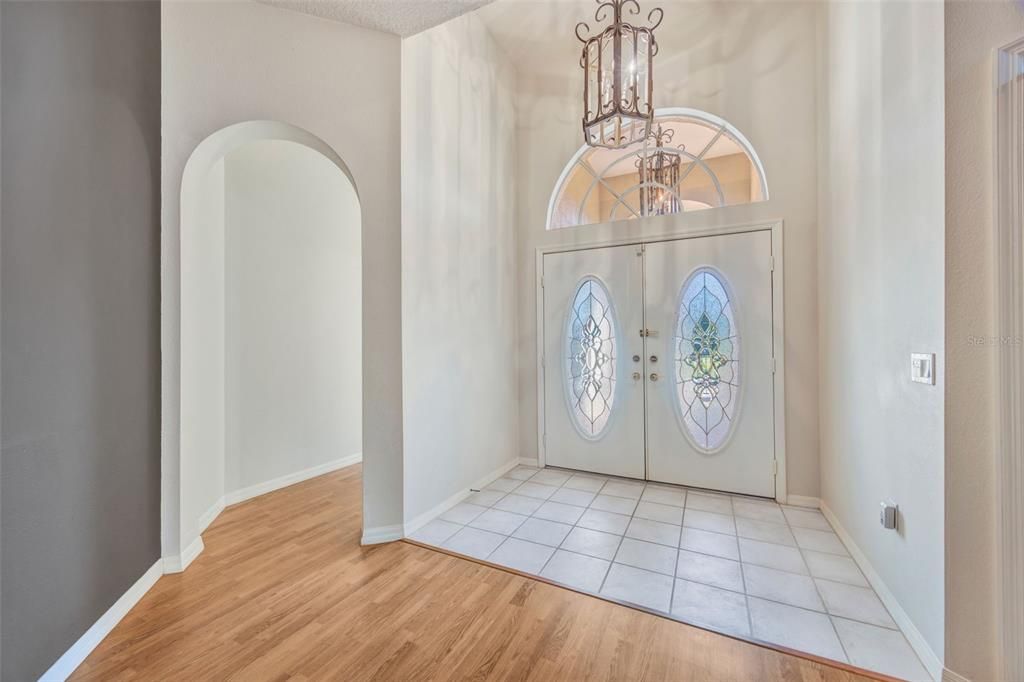 Active With Contract: $395,000 (3 beds, 2 baths, 2959 Square Feet)