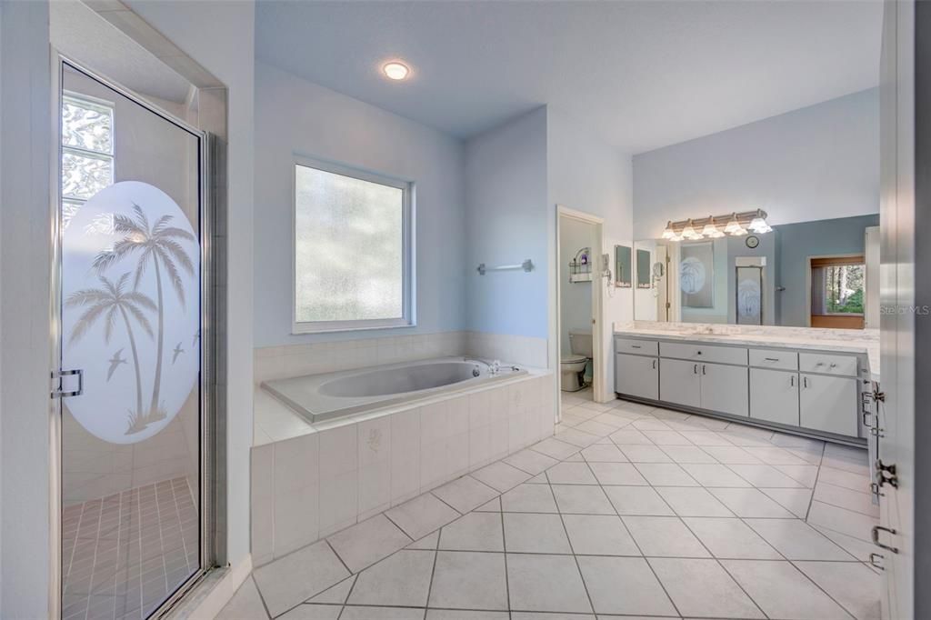 Active With Contract: $395,000 (3 beds, 2 baths, 2959 Square Feet)