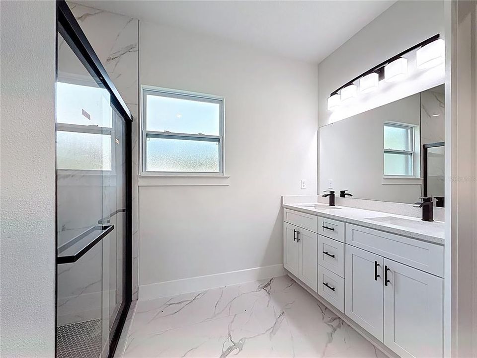 For Sale: $289,900 (4 beds, 2 baths, 1551 Square Feet)