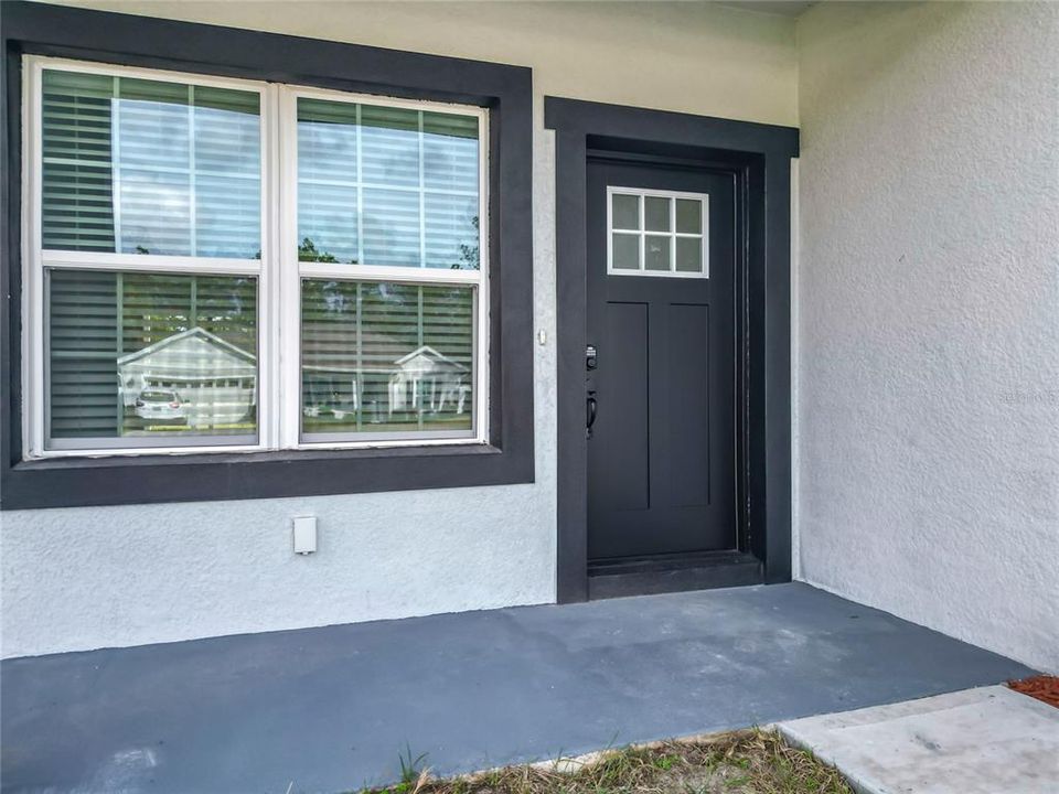 For Sale: $289,900 (4 beds, 2 baths, 1551 Square Feet)