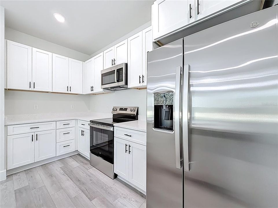 For Sale: $289,900 (4 beds, 2 baths, 1551 Square Feet)