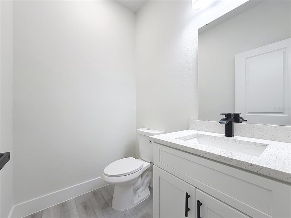 For Sale: $289,900 (4 beds, 2 baths, 1551 Square Feet)