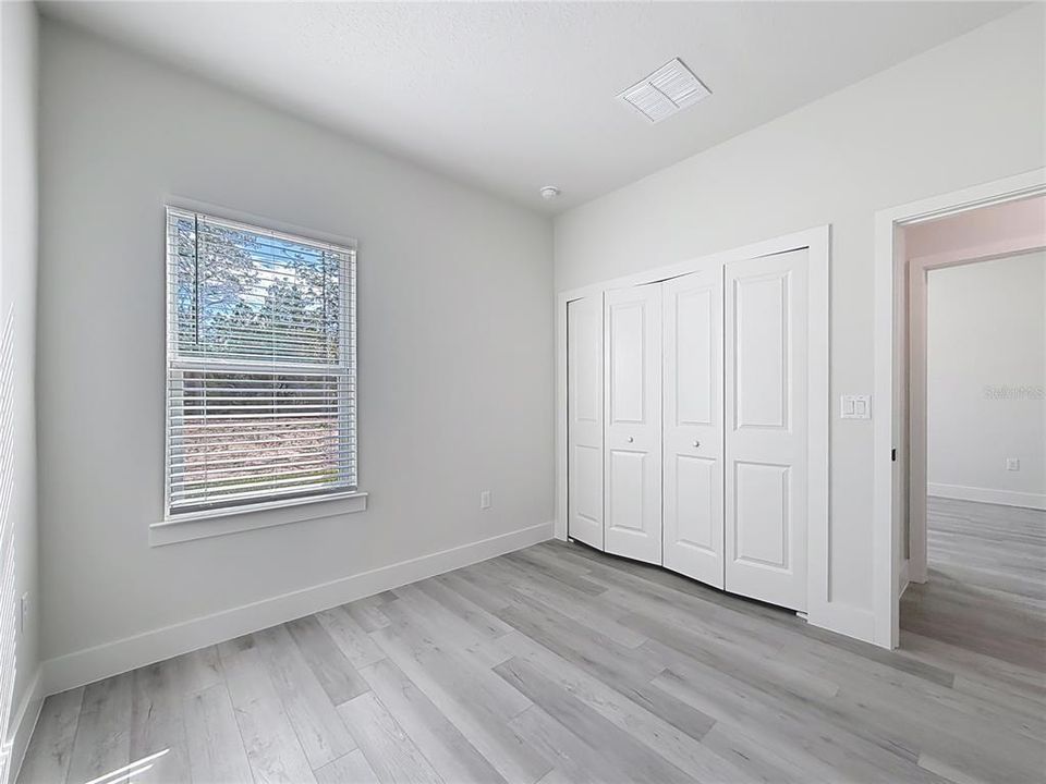 For Sale: $289,900 (4 beds, 2 baths, 1551 Square Feet)