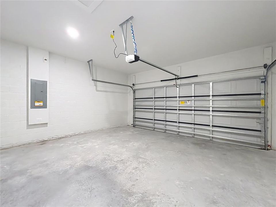 For Sale: $289,900 (4 beds, 2 baths, 1551 Square Feet)