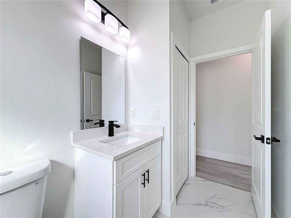 For Sale: $289,900 (4 beds, 2 baths, 1551 Square Feet)