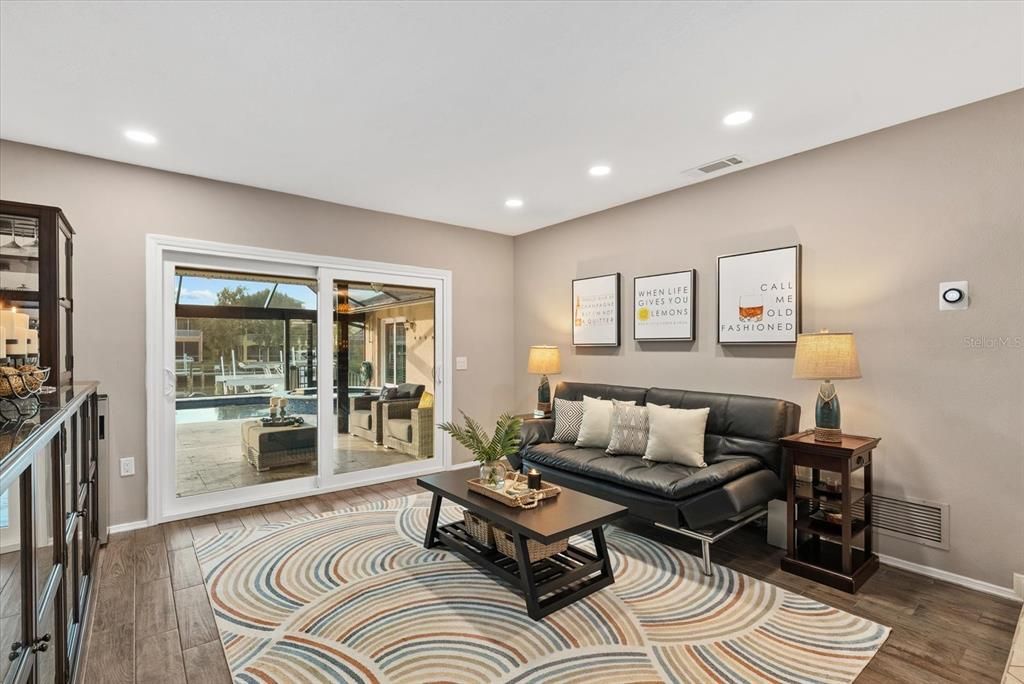 For Sale: $1,050,000 (3 beds, 2 baths, 2006 Square Feet)