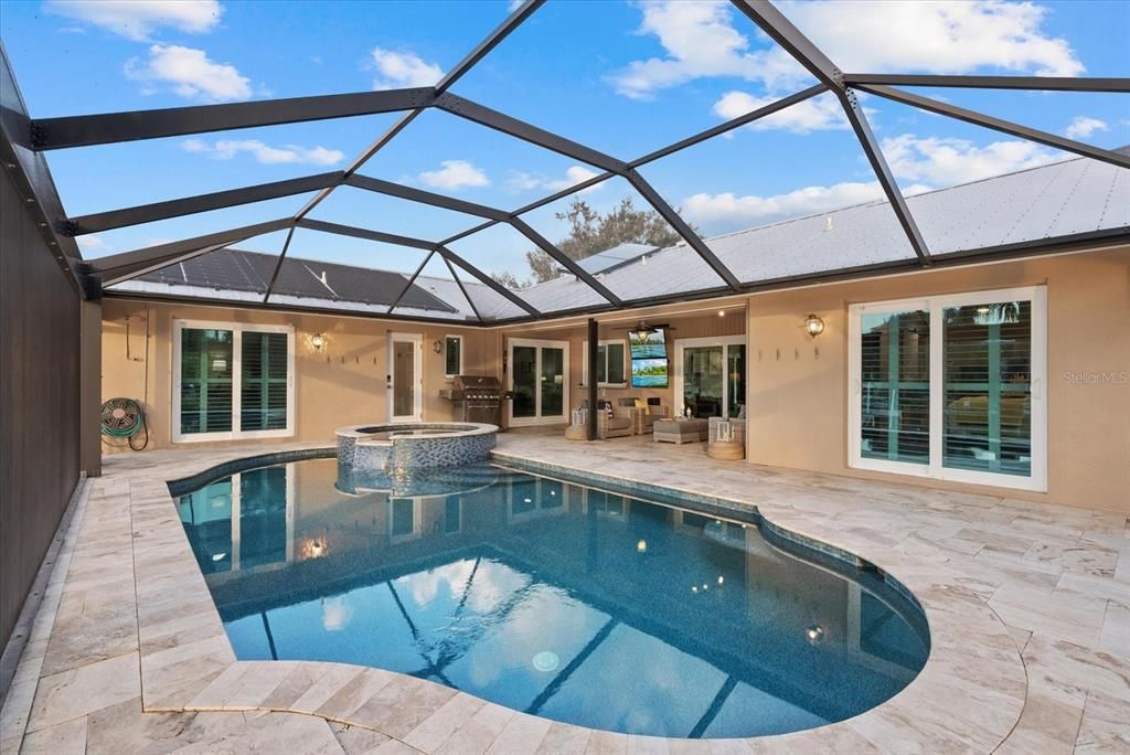 For Sale: $1,050,000 (3 beds, 2 baths, 2006 Square Feet)