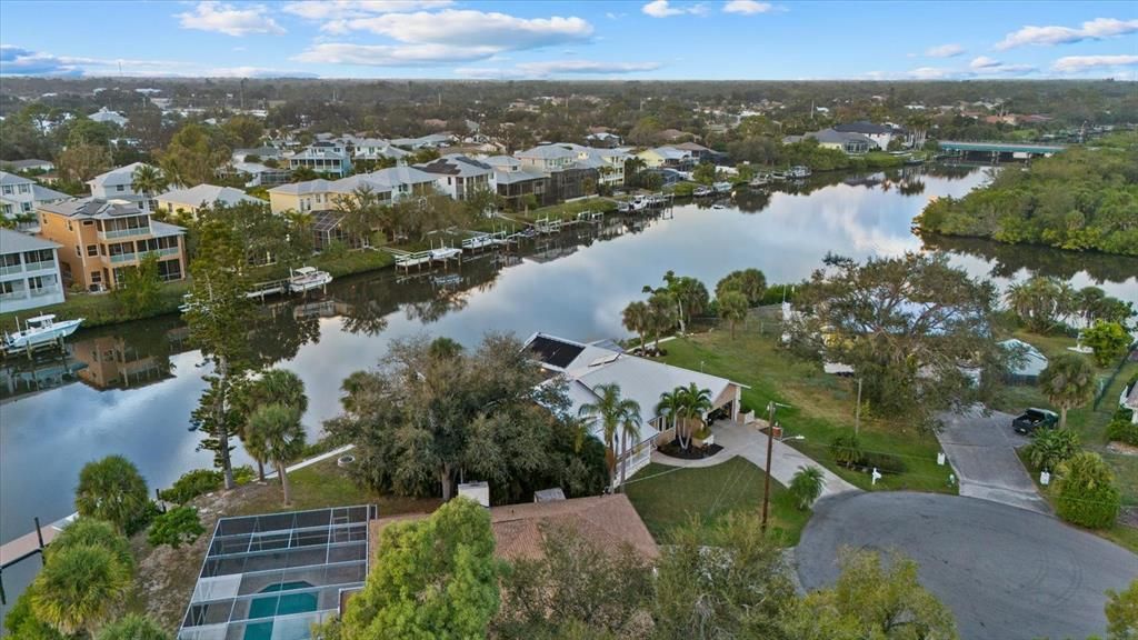 For Sale: $1,050,000 (3 beds, 2 baths, 2006 Square Feet)