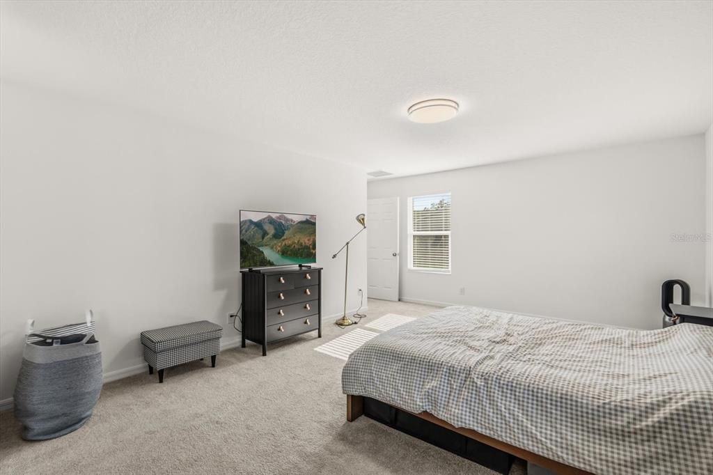 En Venta: $485,000 (4 camas, 2 baños, 2963 Pies cuadrados)