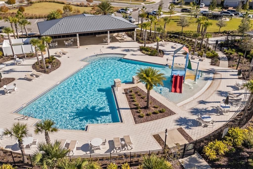 En Venta: $485,000 (4 camas, 2 baños, 2963 Pies cuadrados)