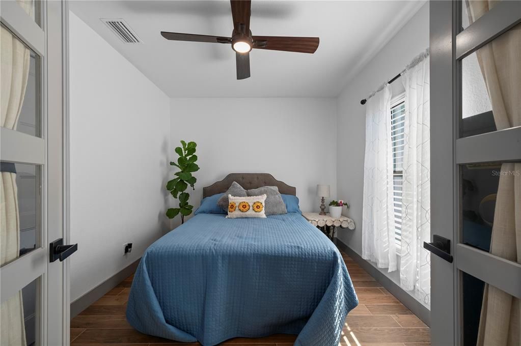 待售: $450,000 (3 贝兹, 2 浴室, 1445 平方英尺)