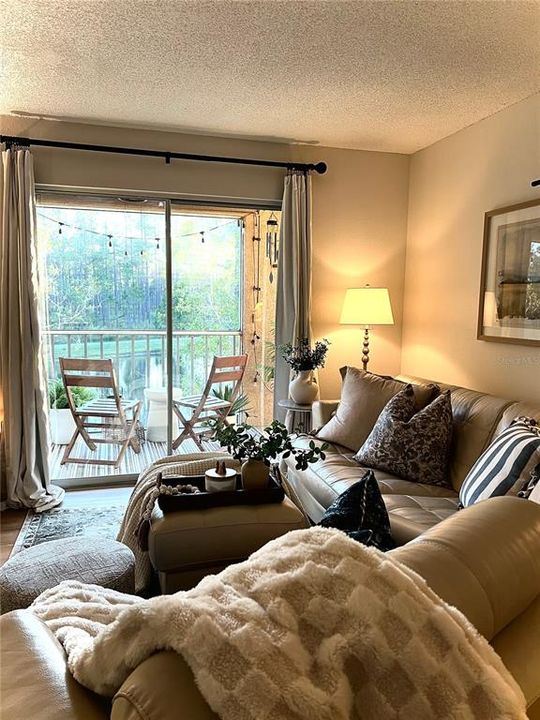 На продажу: $160,000 (1 спален, 1 ванн, 700 Квадратных фут)