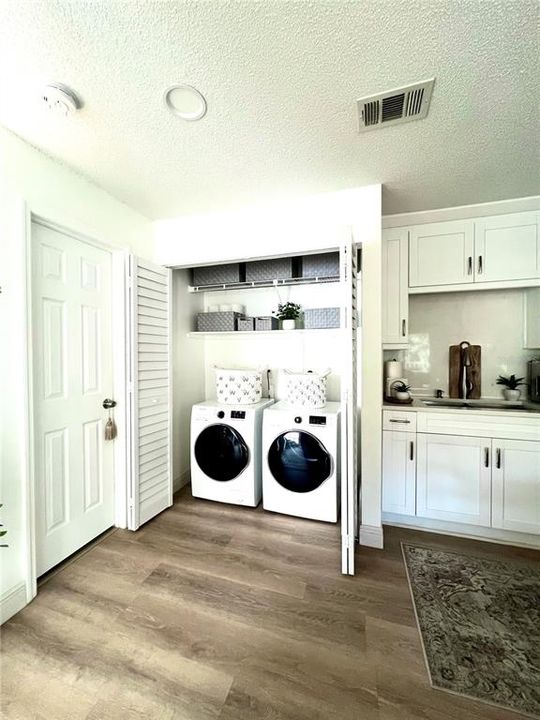 На продажу: $160,000 (1 спален, 1 ванн, 700 Квадратных фут)