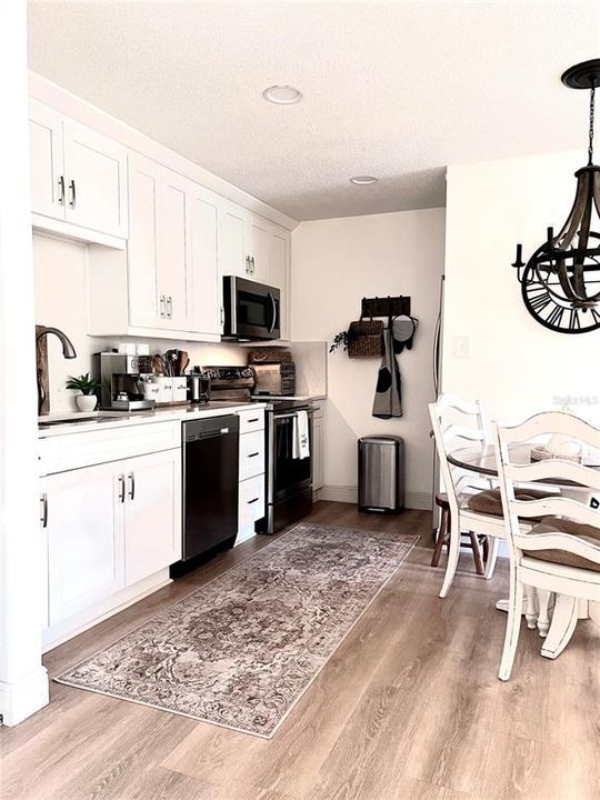 На продажу: $160,000 (1 спален, 1 ванн, 700 Квадратных фут)