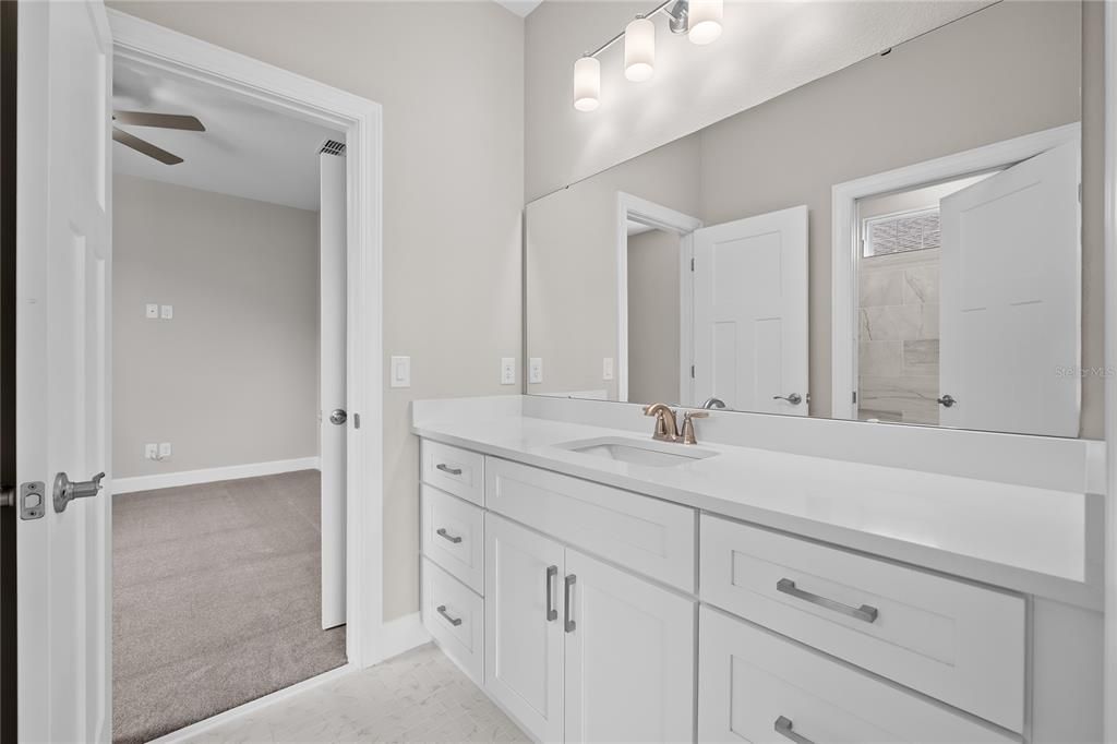 待售: $499,900 (3 贝兹, 2 浴室, 2379 平方英尺)