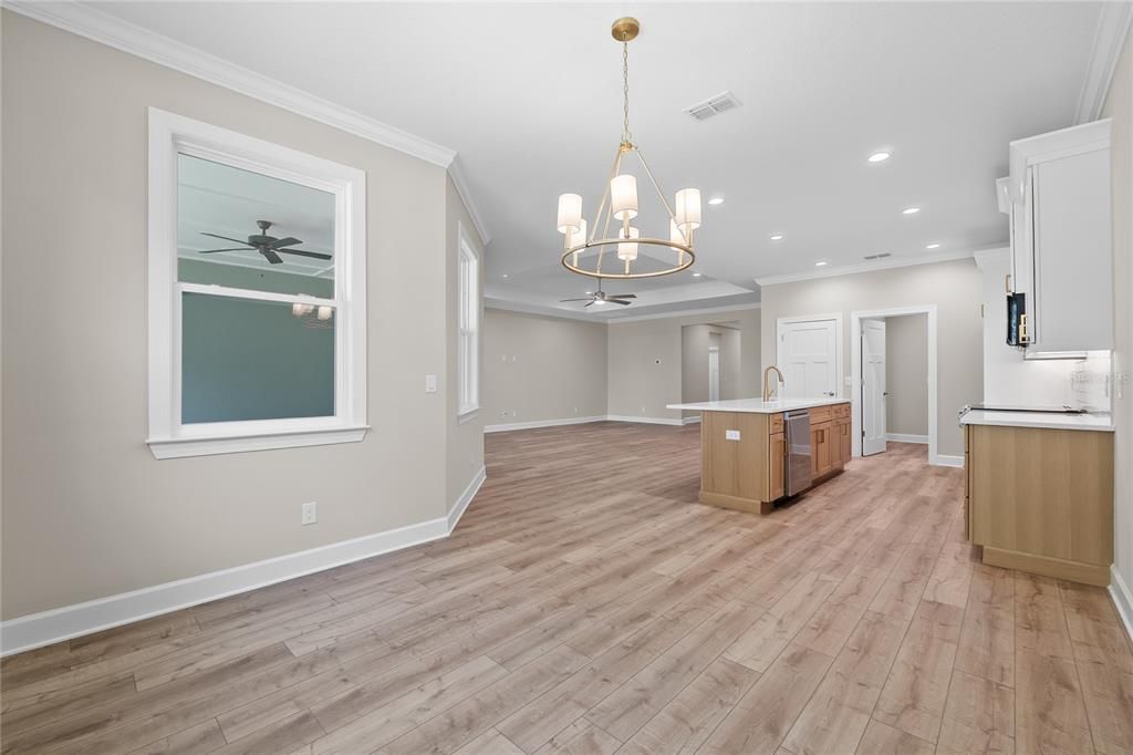 待售: $499,900 (3 贝兹, 2 浴室, 2379 平方英尺)