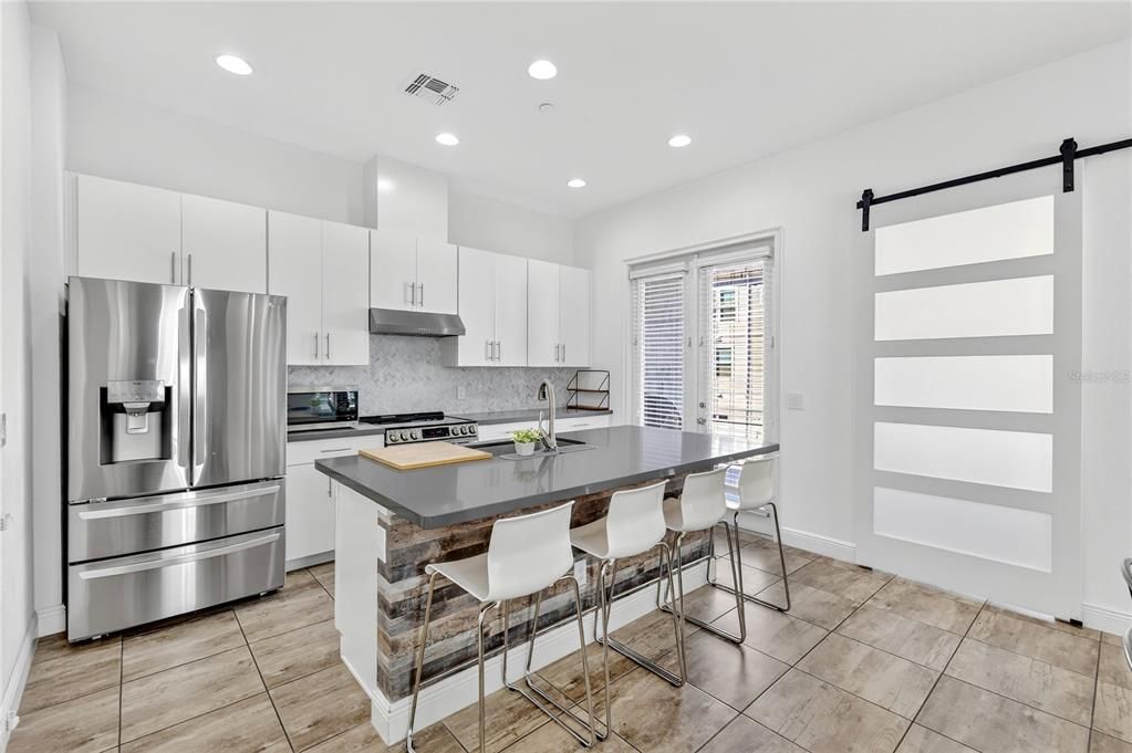 For Sale: $650,000 (4 beds, 3 baths, 2401 Square Feet)