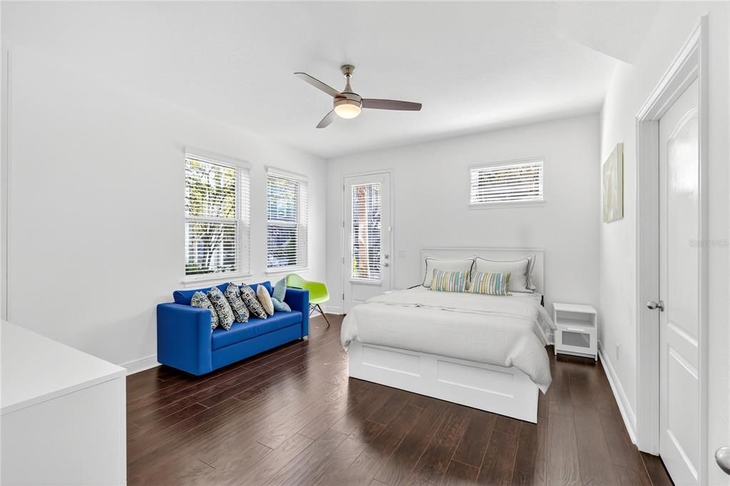 For Sale: $650,000 (4 beds, 3 baths, 2401 Square Feet)