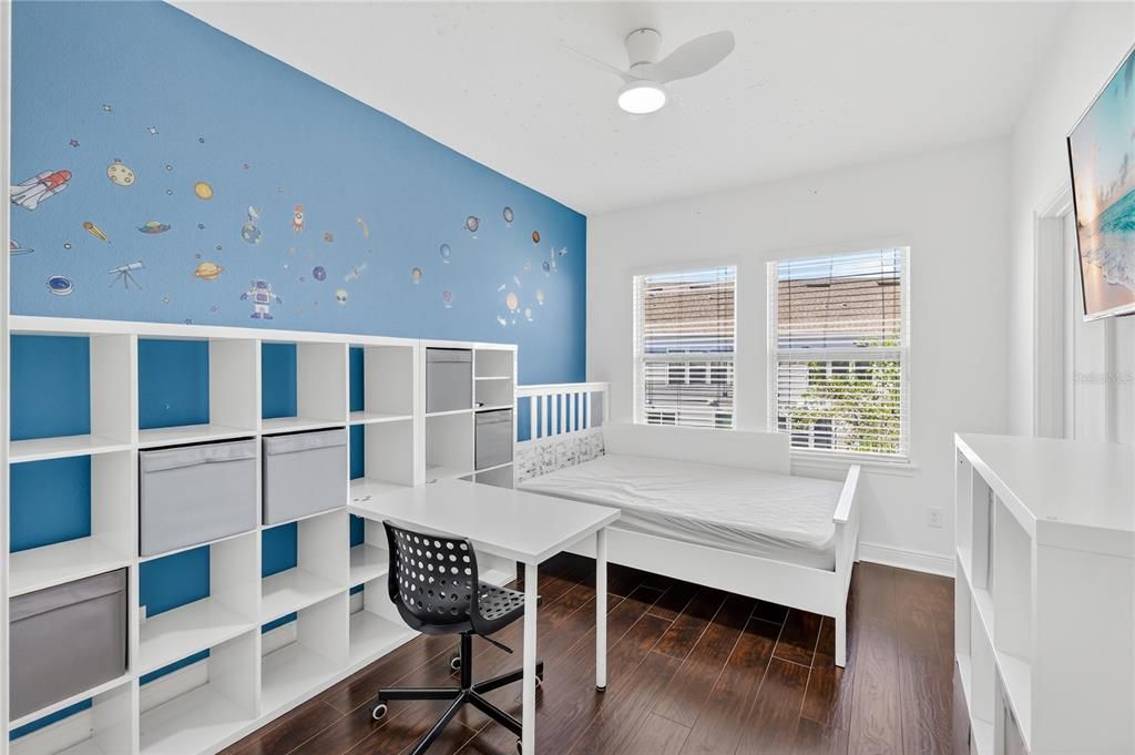 For Sale: $650,000 (4 beds, 3 baths, 2401 Square Feet)