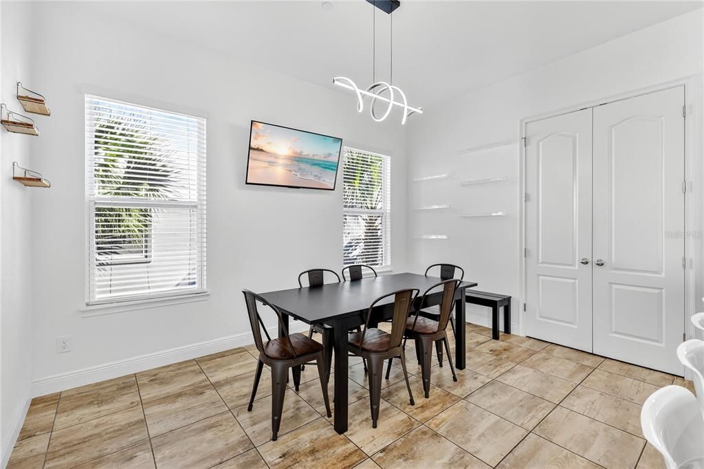 For Sale: $650,000 (4 beds, 3 baths, 2401 Square Feet)